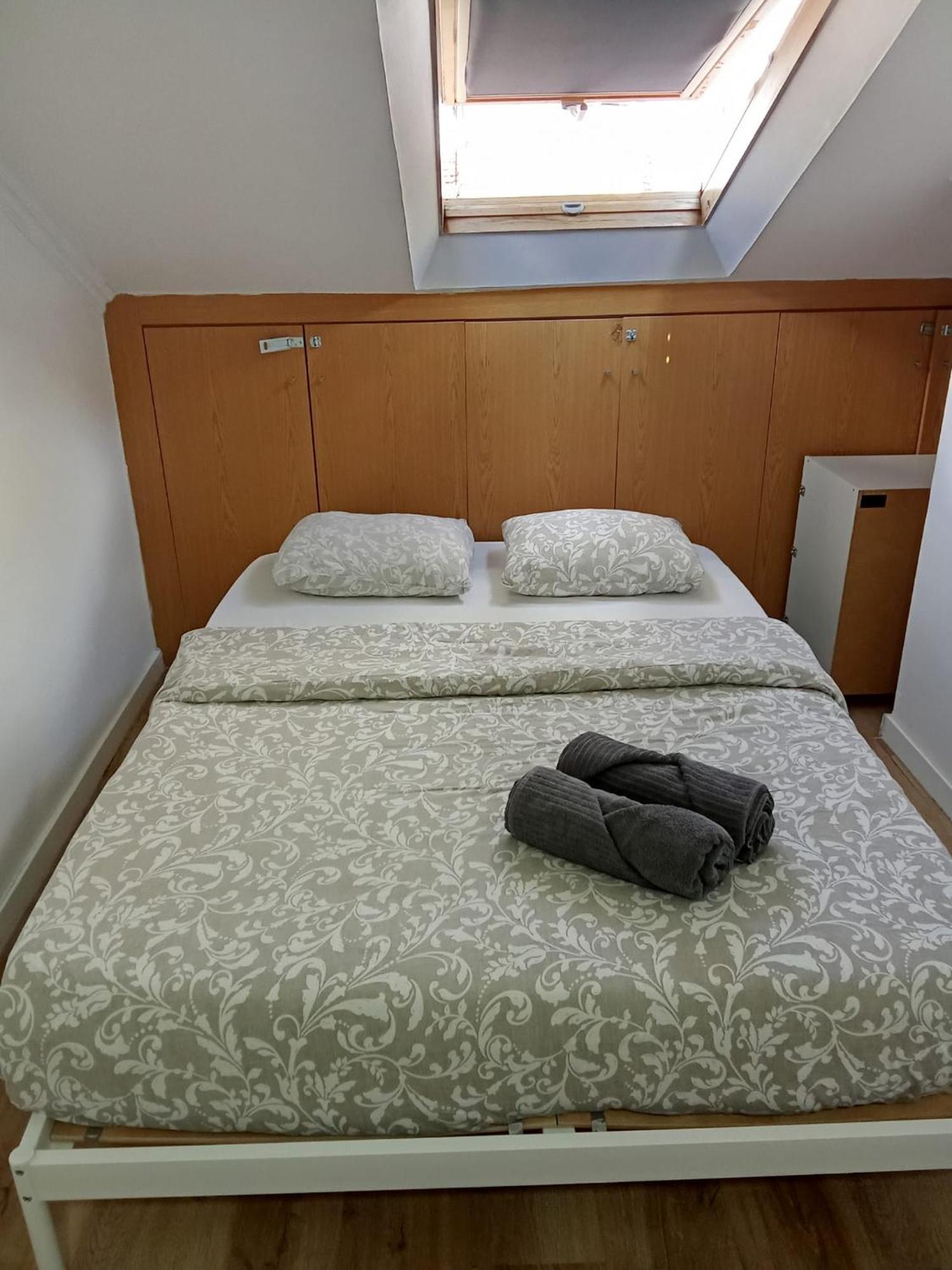 ליסבון Bica Mini Hostel מראה חיצוני תמונה
